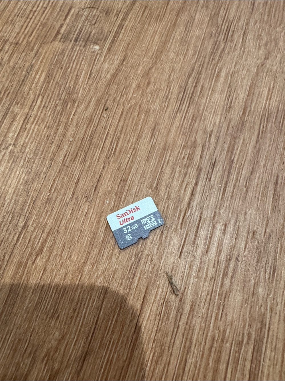 Sandisk Ultra 32GB microSD Memory Card - White/Gray